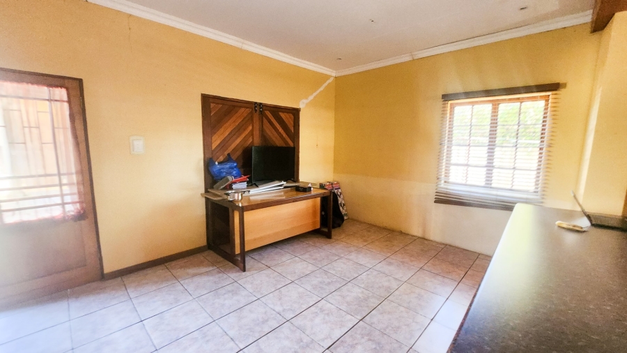 3 Bedroom Property for Sale in Meiringspark North West